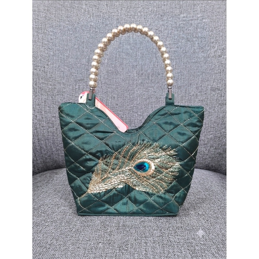 Nehas Pure Silk Chic Teal Green Quilted Peacock Feather Handbag Pearl Handle NWT